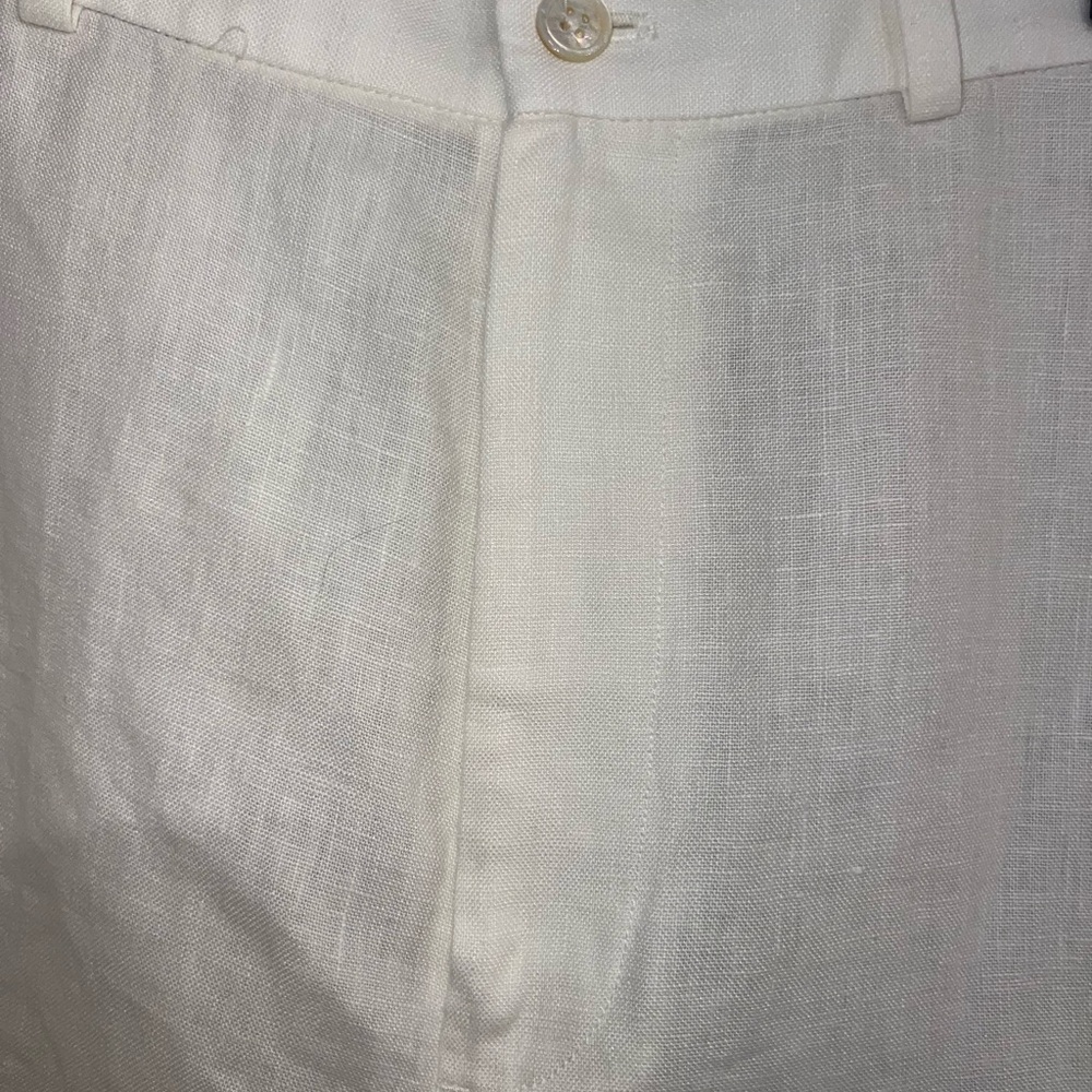 Ralph Lauren Cream Linen Shorts - Picture 2 of 4